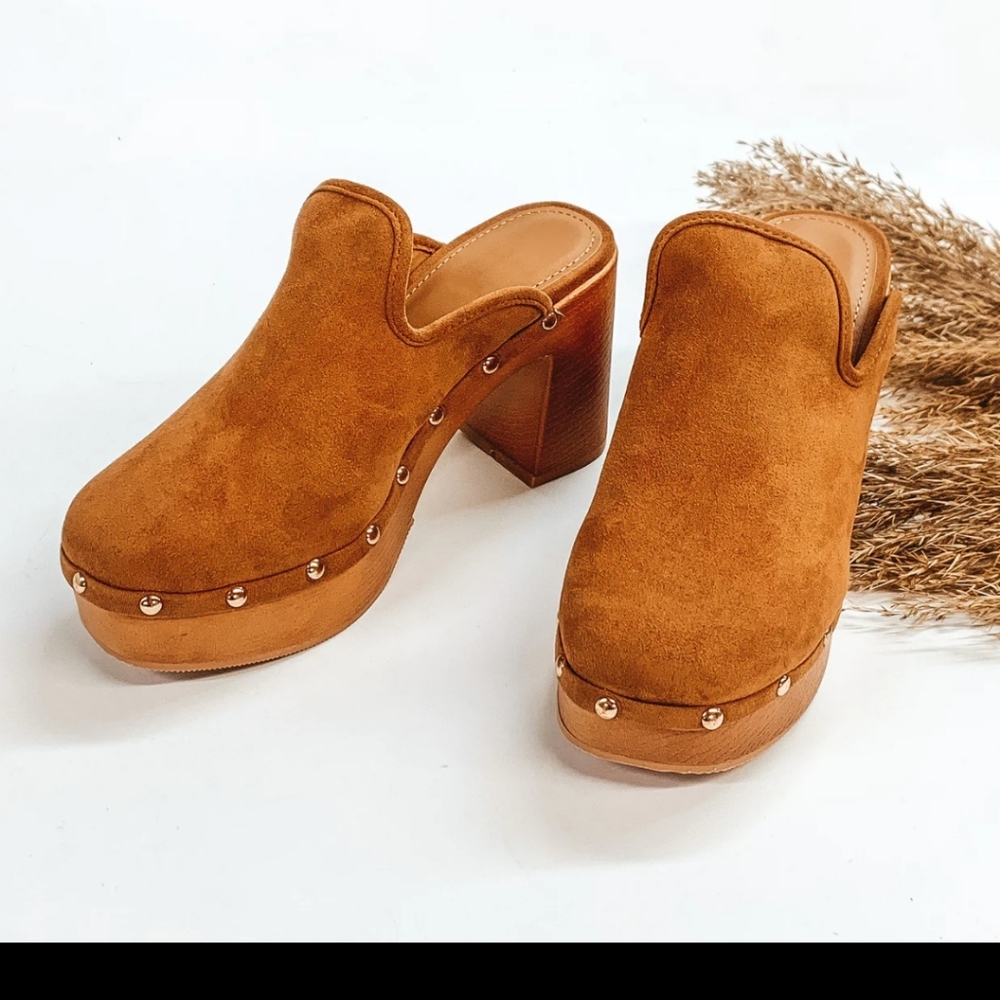 Qupid Camel colored Mules